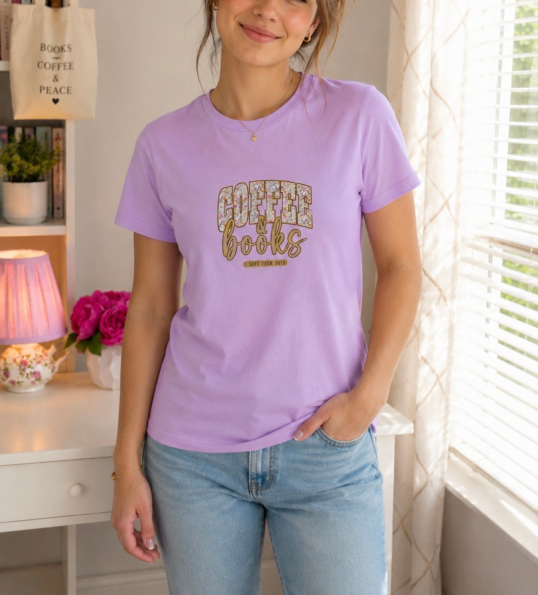 Coffee & Books T - Shirt in Lavender