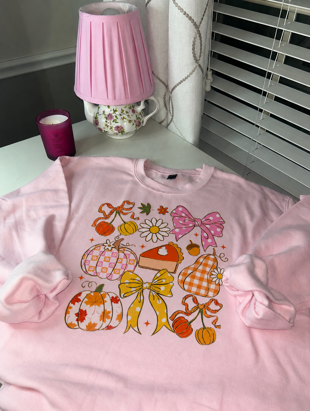 Pumpkin & Bows Crewneck in Pink
