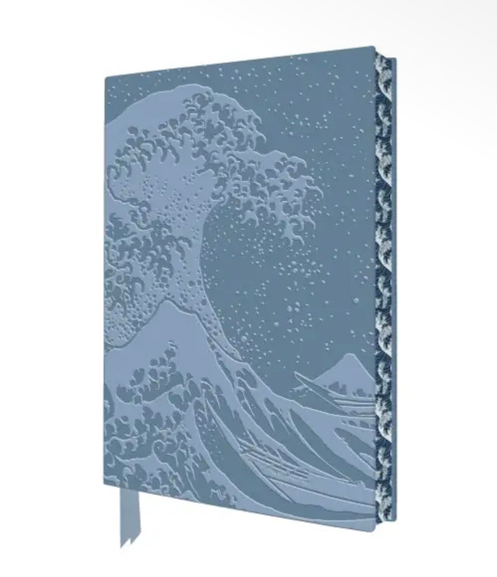 Great Wave Gift Set Includes